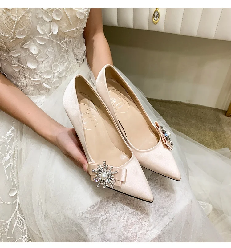 

2019 designs pretty bridal wedding ivory stiletto high heel woman bride shoes, Ivory/white