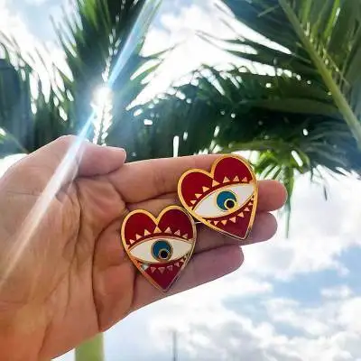 

2020 Vintage Fashion Red Color Evil Eyes Heart Stud Earrings for Lady