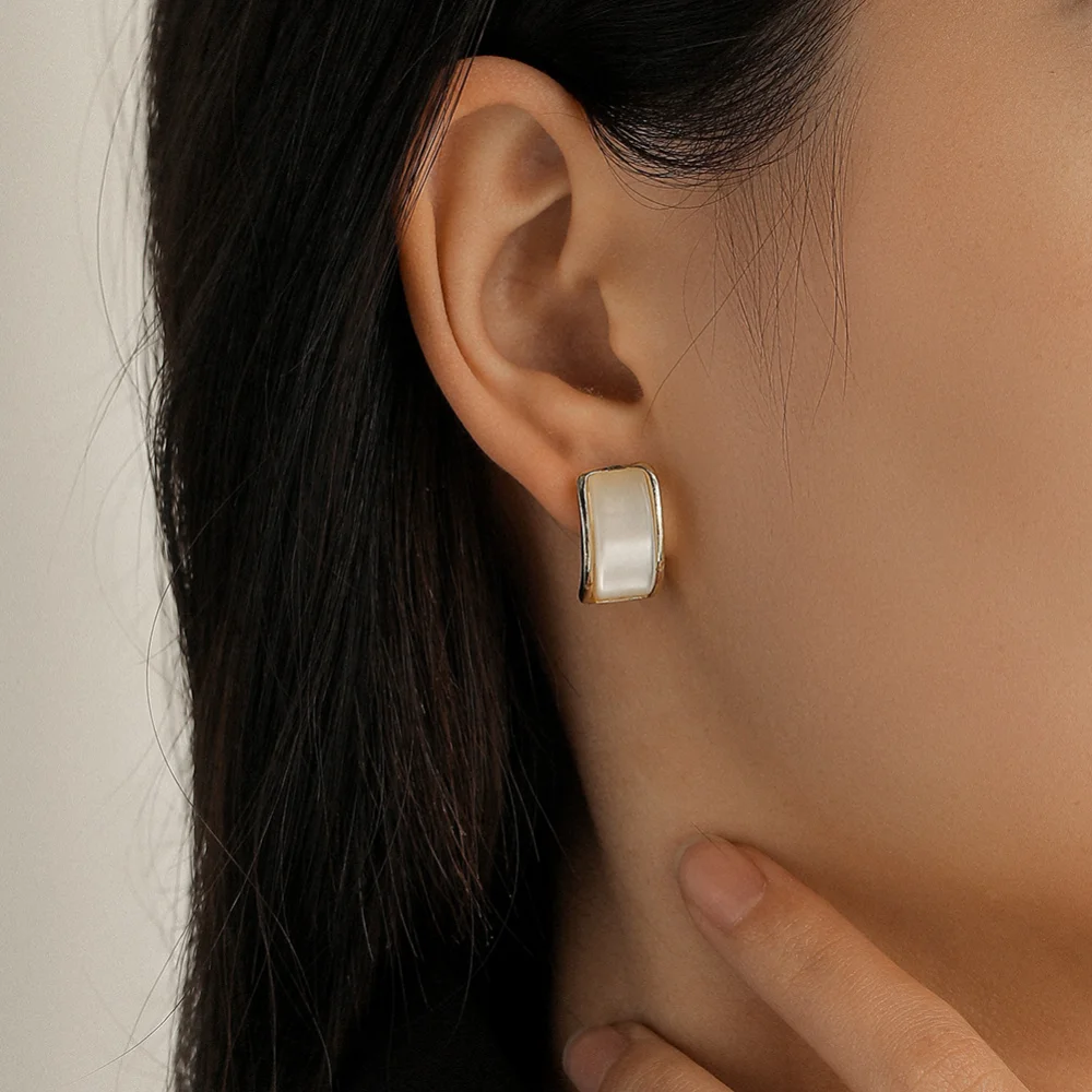 

Vintage Korean fashion women simple gold plated opal studs earring for women jewelry, As the picture shown