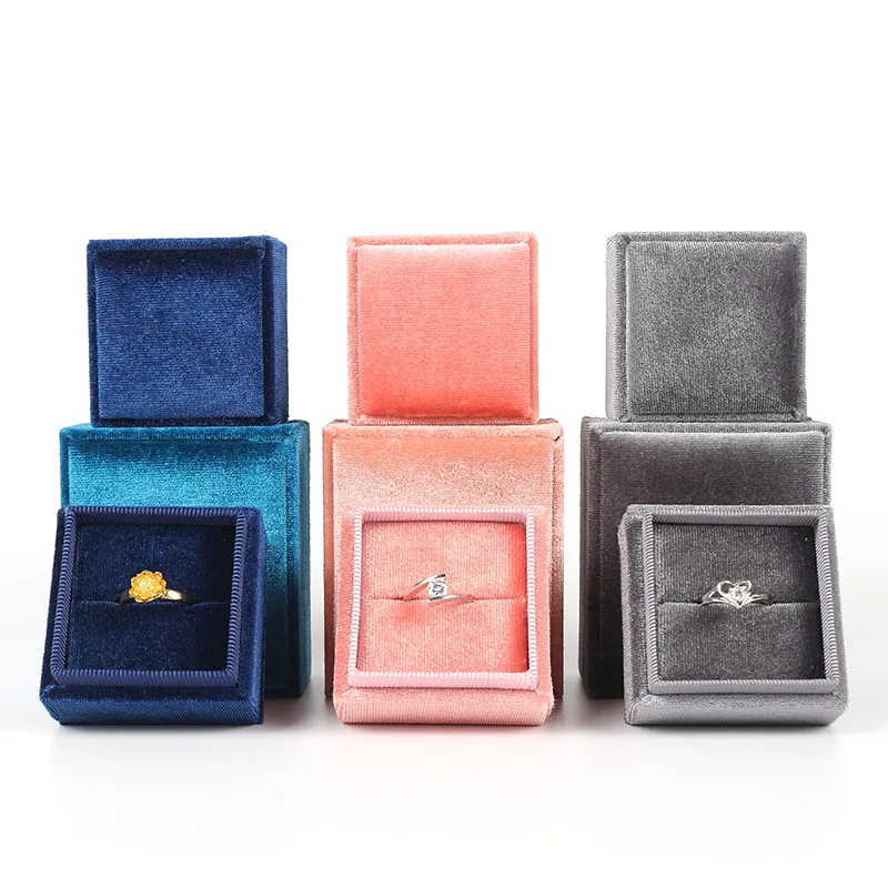 

High Grade Multi-colors Custom Logo Elegant Square Velvet Single Ring Double Ring Jewelry Box