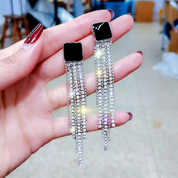 

Fashion Black Enamel Rhinestone Dangle Earrings for Women Long Tassel Crystal Earrings Bijoux Statement Jewelry Gifts, Picture shows