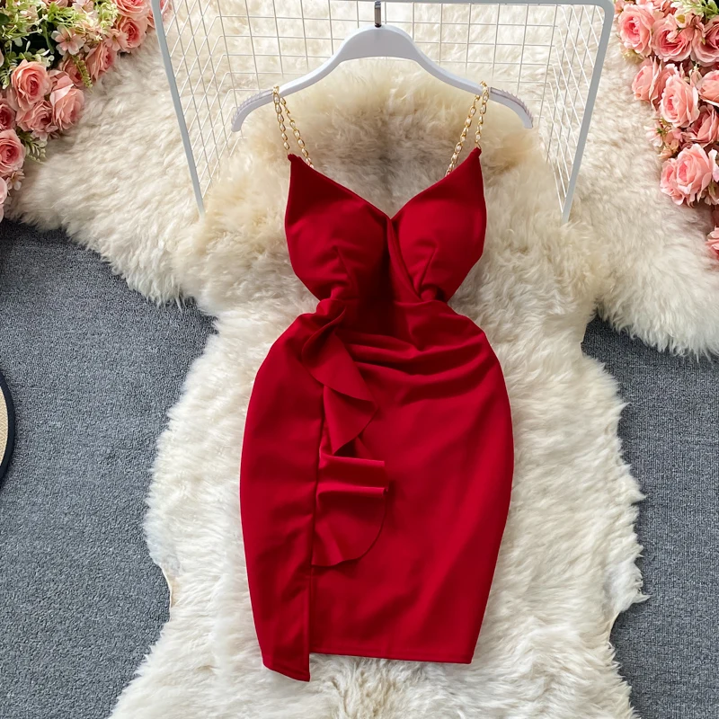 

Sexy Beading Chain Spaghetti Strap Mini Dress Solid V-neck Sleeveless High Waist Ruffles Women Summer Club Party Bodycon Dress