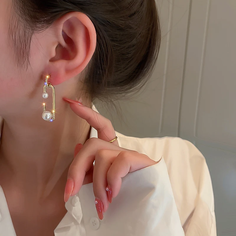 

real gold plated pin crystal cooper earrings