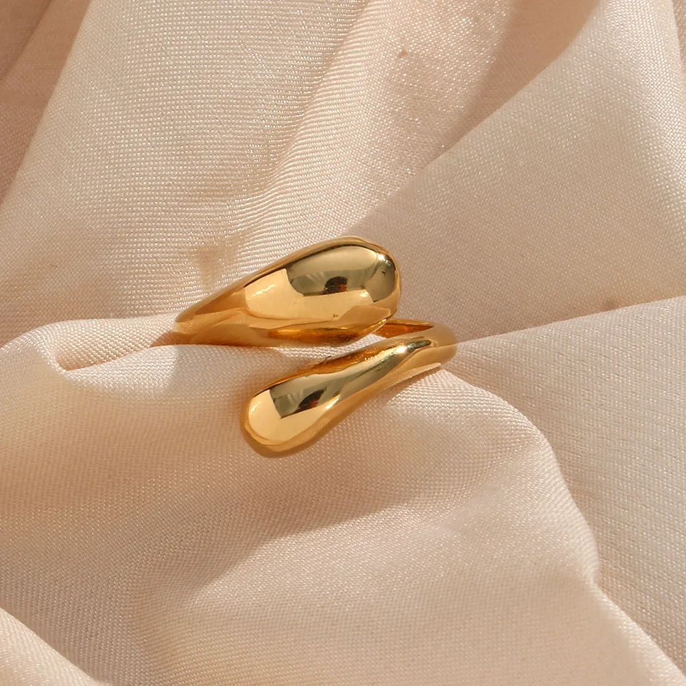 

Ins Hot Sale Minimalist Non Tarnish Waterproof Glossy Ring 18K Gold Plated Stainless Steel Snake Rings YF3161