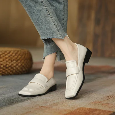 

Wholesale Fashion Autumn British Style Womens Genuine Leather Shoes Plain Square Toe Flat Slip-one Loafers Leather for Ladies