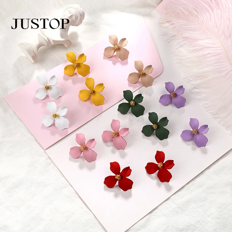 

Fashion Petal-Shaped Acrylic Resin Earrings 3D Flower Petal Earrings Korean New Creative Summer