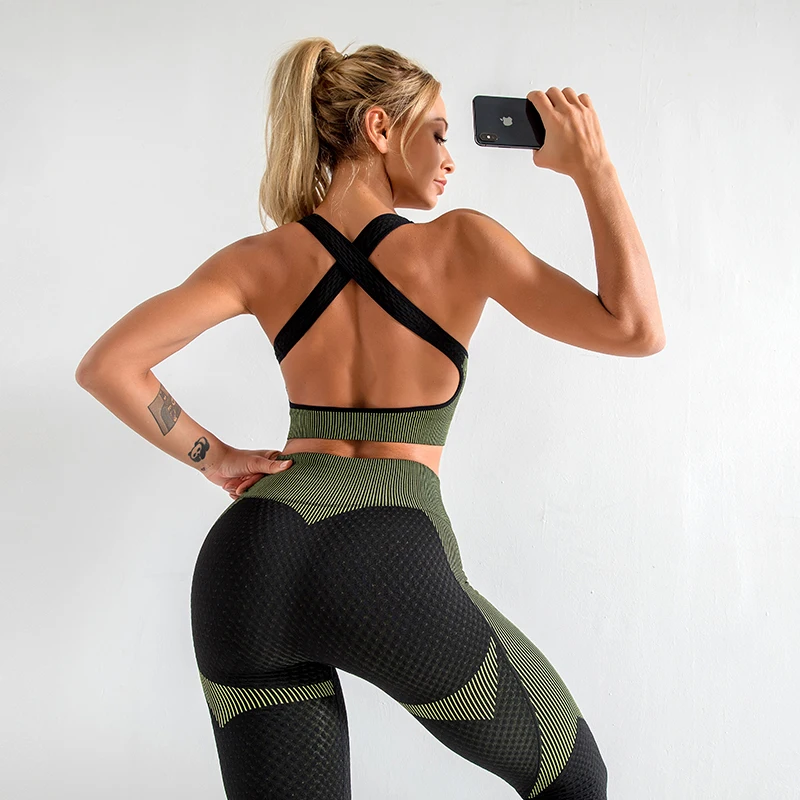 

Amazon hot wholesale fitness seamless yoga pants and jacket sets sportswear women sportswear leggings and bra tiktok legging