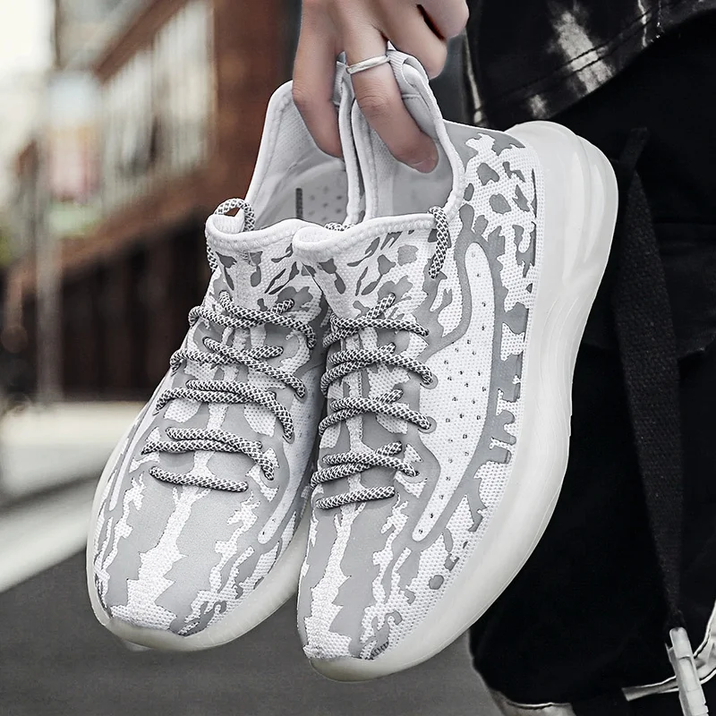 

trending products 2021 custom logo high quality casual shoes running designer sport sock shoes sneakers for men chaussures