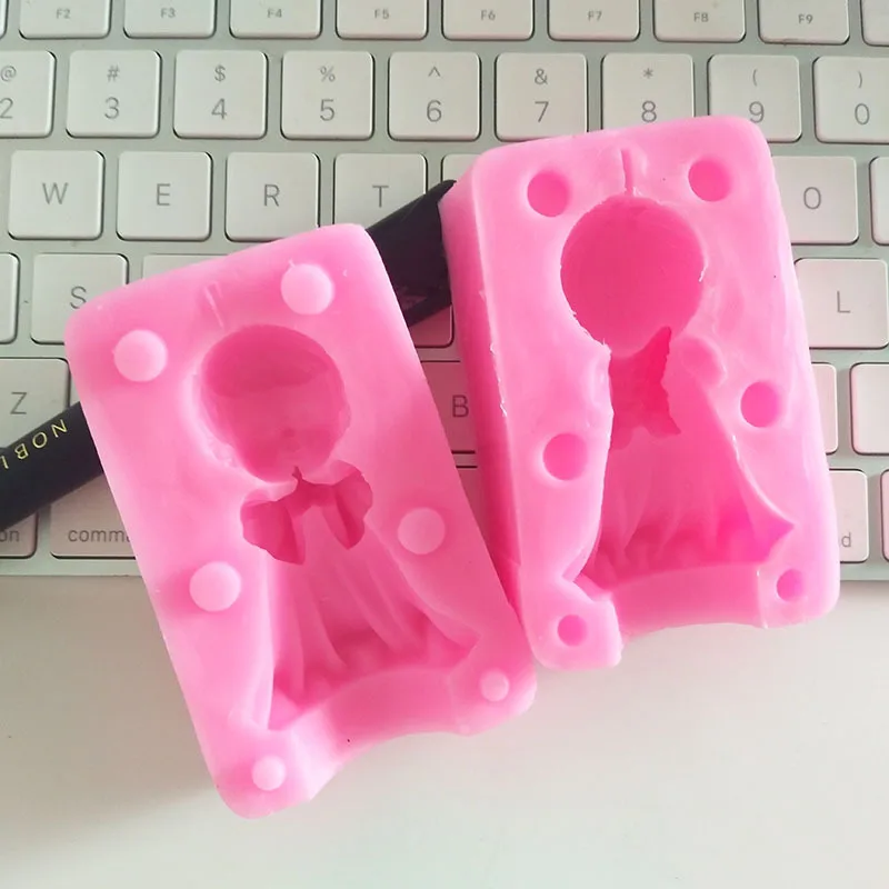 

Little Boy Girl Silicone Mold 3D Angel Praying Silicone Candle Mold Gadgets Fondant Molds Baby Party Fondant Cake Decorating, As photo