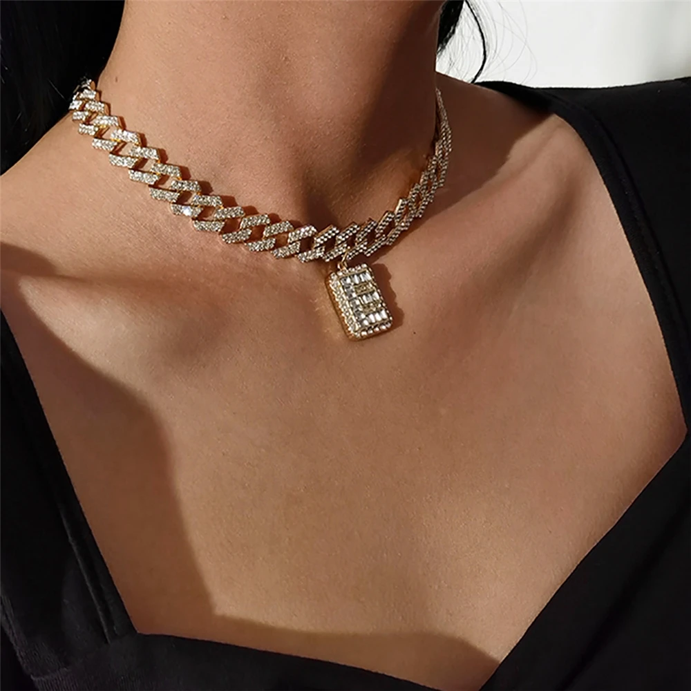 

Retro Cuban button geometric exaggeration personalized full diamond letter handmade single layer Necklace