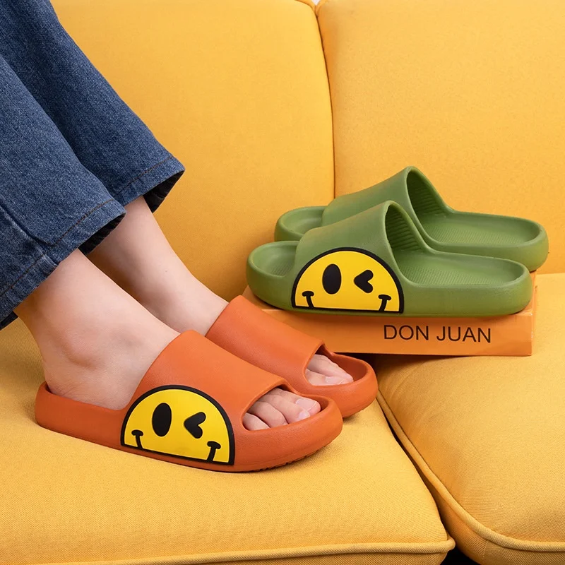 

Wholesale Tik Tok Smiley Face Slippers Women Summer Indoor Sandals And Slippers Fashion Cartoon Student Couple Sandals, Customized color