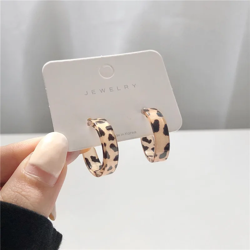 

2021 New S925 Silver Needle Acrylic Leopard Print Stud Earrings Earrings Circle Earrings