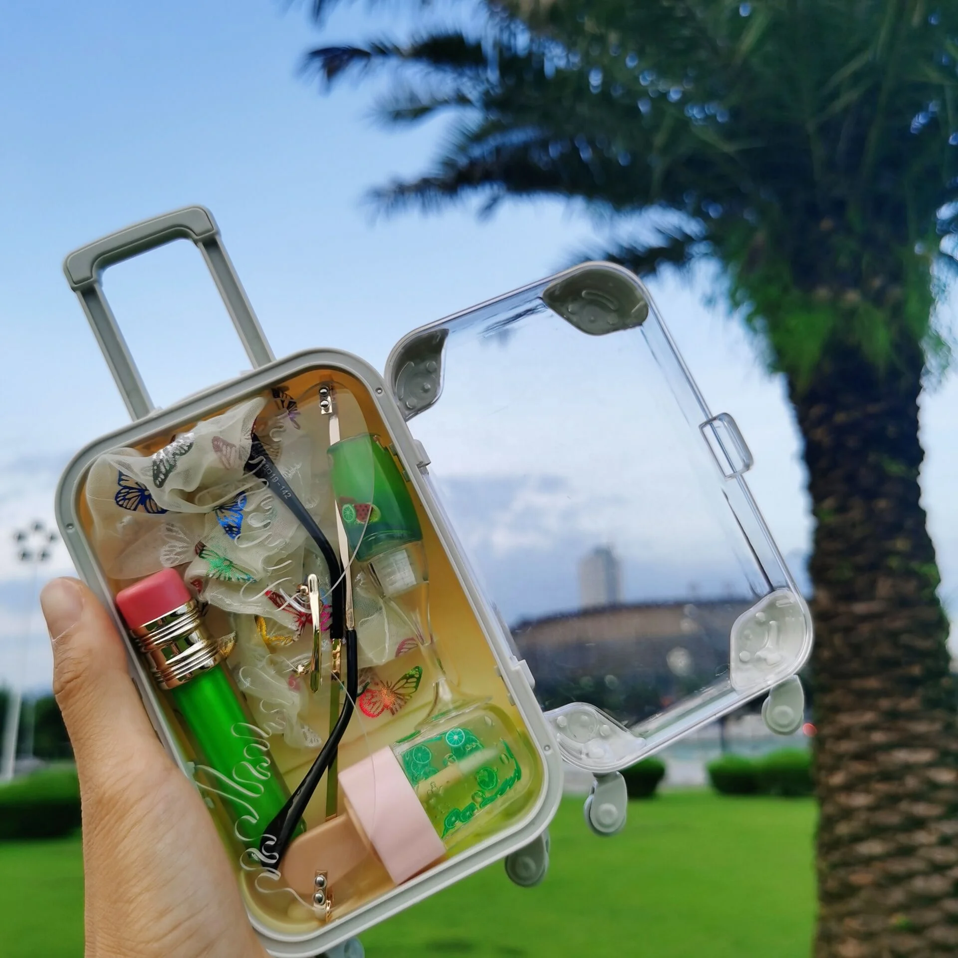 

New Design Eyelash Baggage Box Suitcase Custom Lash Luggage Cases Mini Trolley Case Lip Gloss Packaging