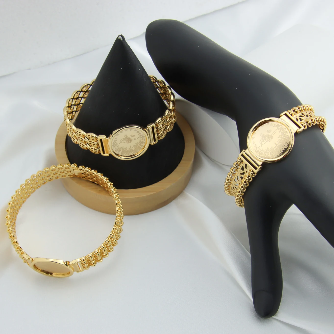

New Arrival 18k Gold Plated Arabic Jewelry Coin Bracelets Gold Filled Bracelet for Women
