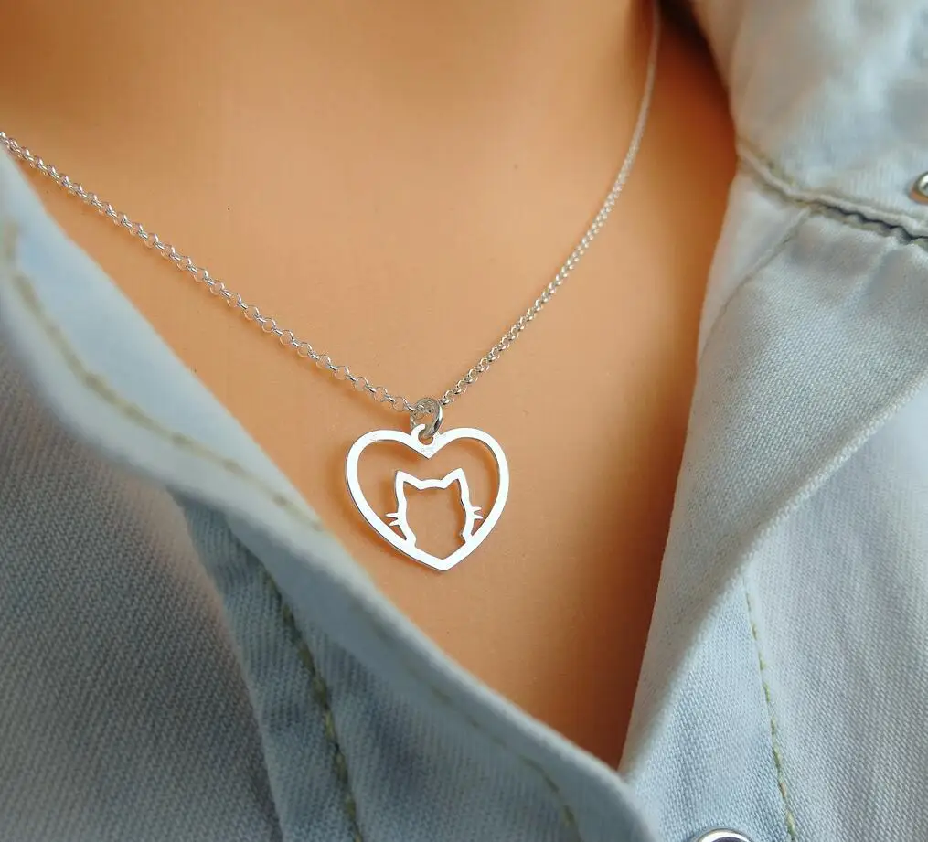 

Japanese and Korean girl series cat stainless steel necklace simple atmosphere ladies necklace