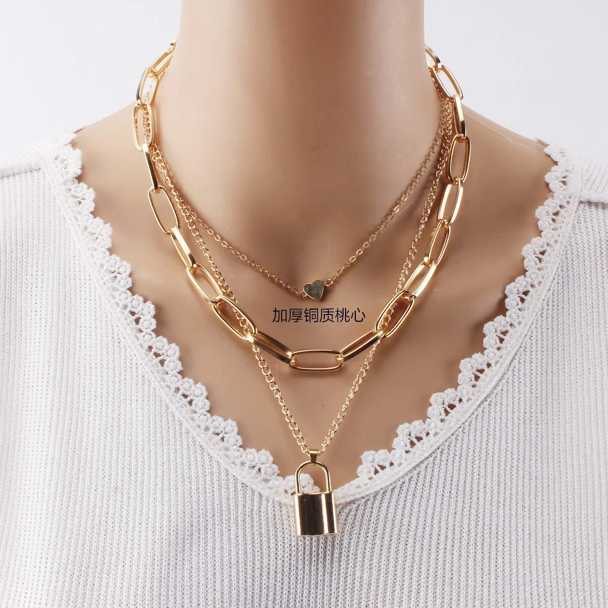 

Europe and the United States thick chain necklace decorated women multi - layer lock - shaped love necklace