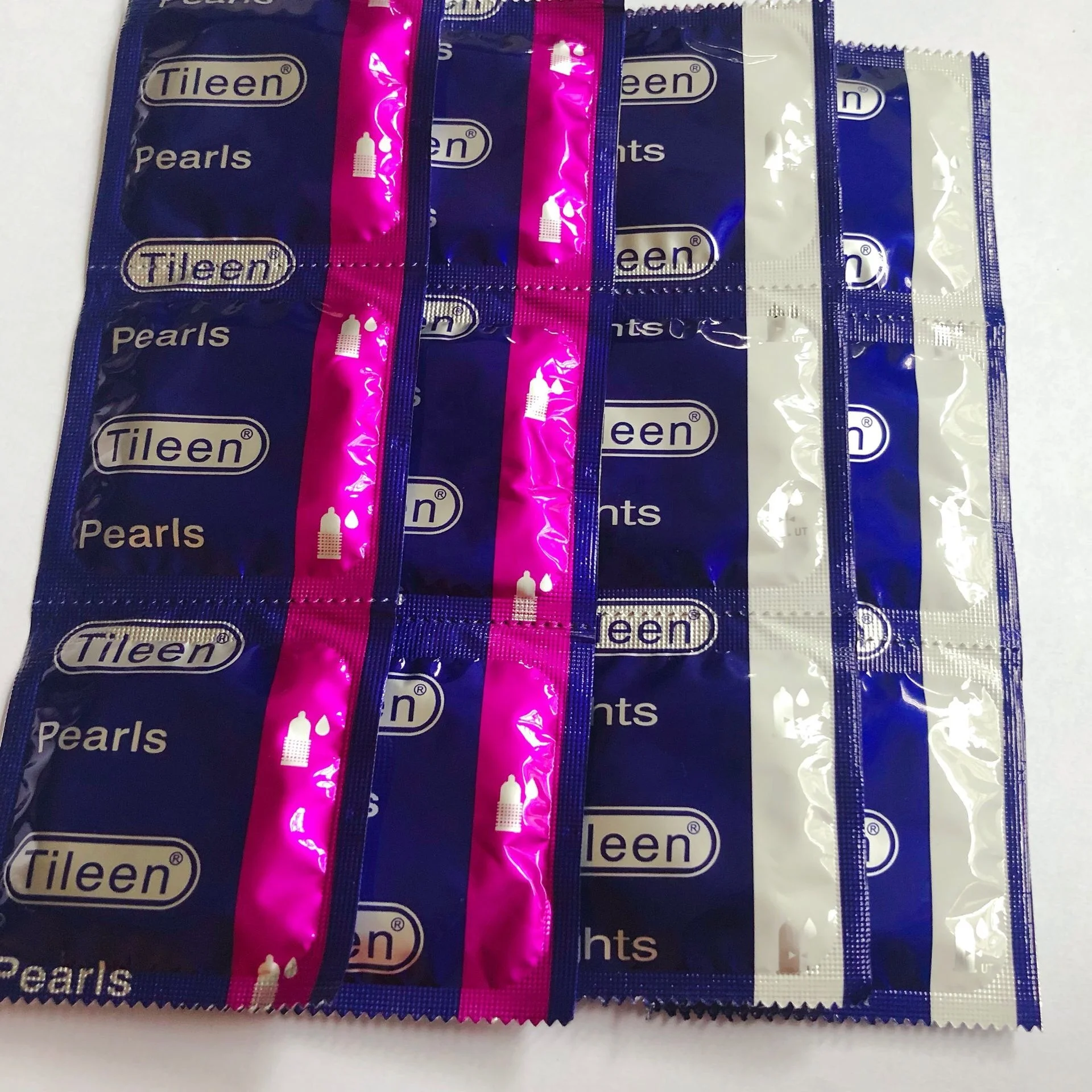 
Bulk Ultra thin Dotted condom/ condom without box 