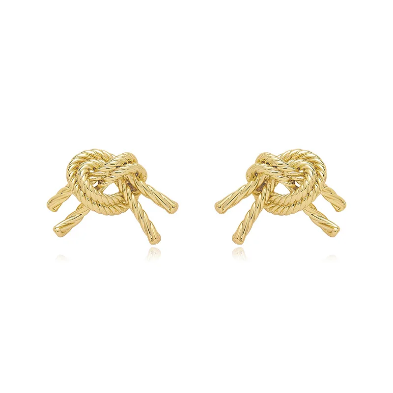 

Trendy Geometric Metal Twisted Knotted Stud Earring Women Simple Temperament All-Match Alloy Jewelry Accessories 202105