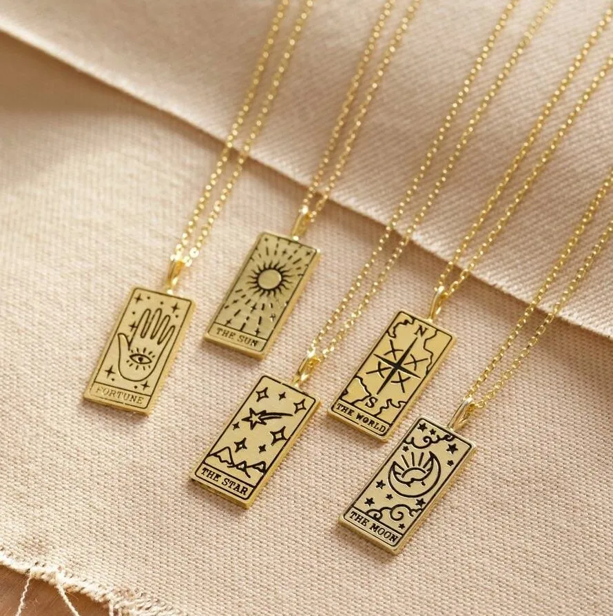 

2021 New Stylish Square Tarot Pendant Necklace Beads Chain Stainless Steel Gold Necklace