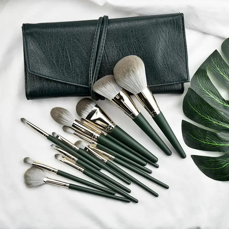 

2021 high quality 15pcs cosmetics brush kit blending makeup brush holder natural wood handle my brand makeup brushes set, Green