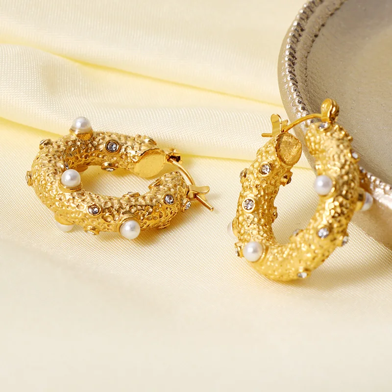 

Retro Stainless Steel Zircon Chunky Circle Earrings 18K Gold Plated Stainless Steel Pearl Hoop Earrings