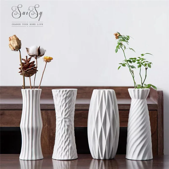 

Luxurious White Dining table Ornaments Nordic Flower Ceramic Vase
