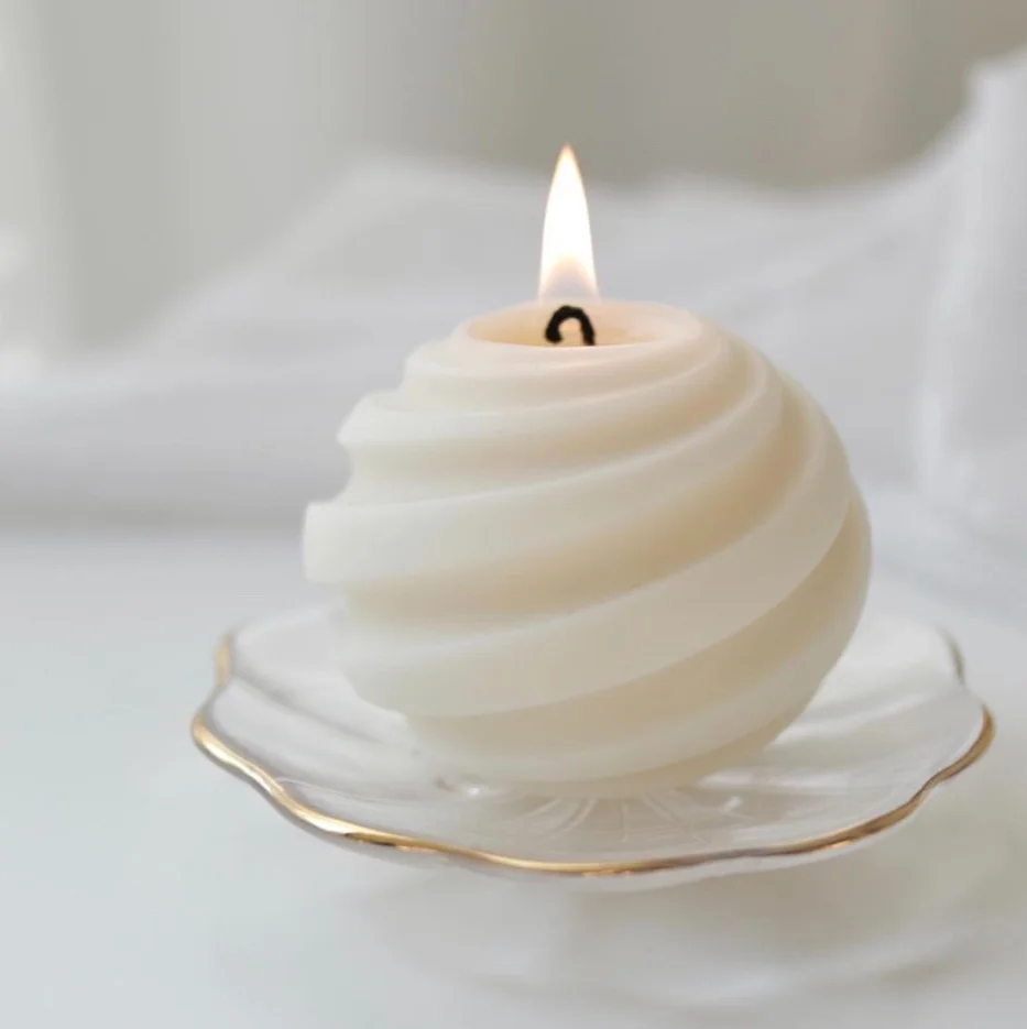 

3117 Rotating star silicone candle mold DIY spiral carving ball incense candle silicone mold, Random