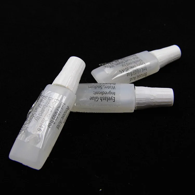 

Clear Eyelash Glue for Lashes Eyelash Extension Glue False Eyelash Makeup Tools & Accessories Adhesive Eye Lash Glue0002, White