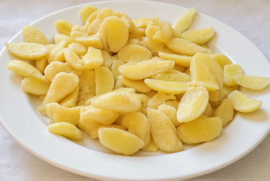 Comparing fresh ginger versus spoiled ginger with visible mold