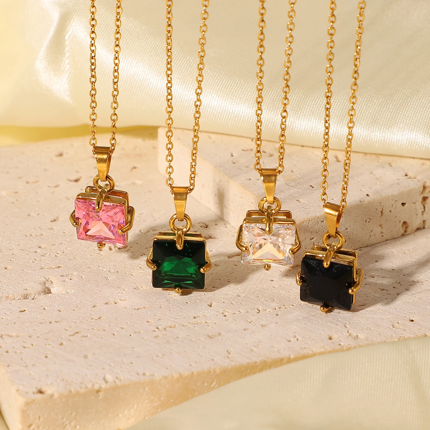 

Waterproof Stainless Steel Zircon Necklace Green Red Black White Square Stone 18k Gold Chain Cubic Zirconia CZ Pendant Necklaces, Green pink crystal black