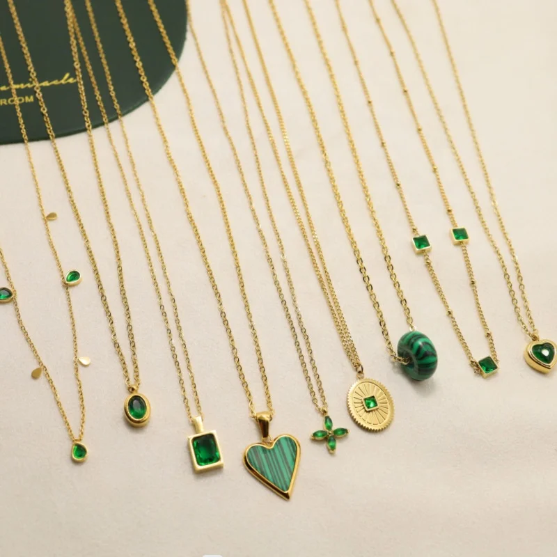 

Emerald Fashion Necklace Female Europe and United States INS Style Simple Stainless Steel Green Malachite Zircon Clavicle Chain