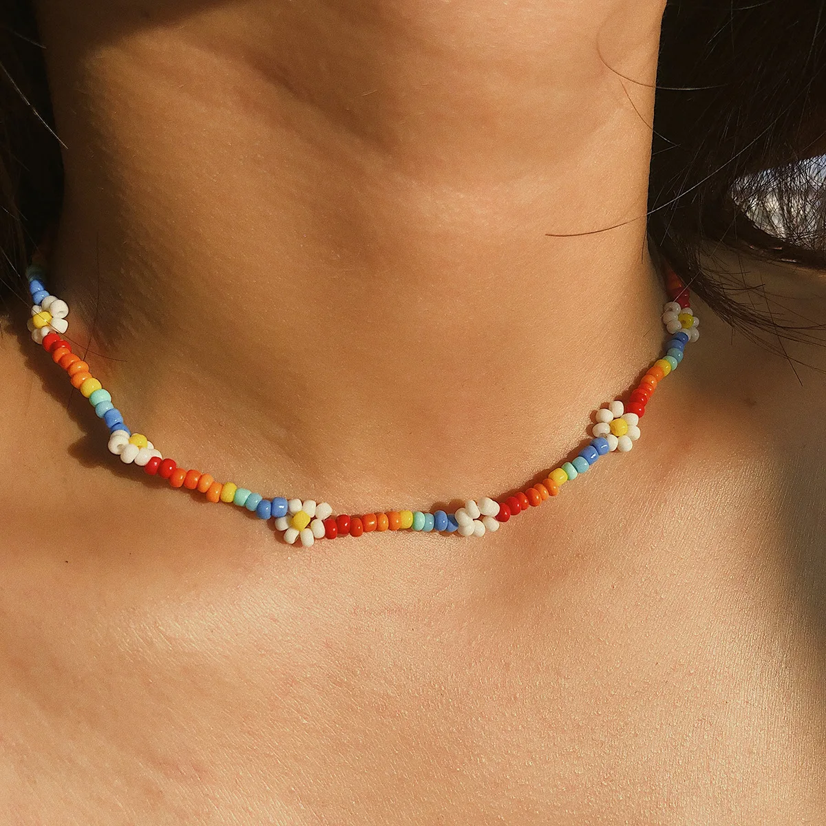 

OUYE Color rice beads handmade beach flowers beaded necklace simple daisy small flower necklace rainbow color bracelet female