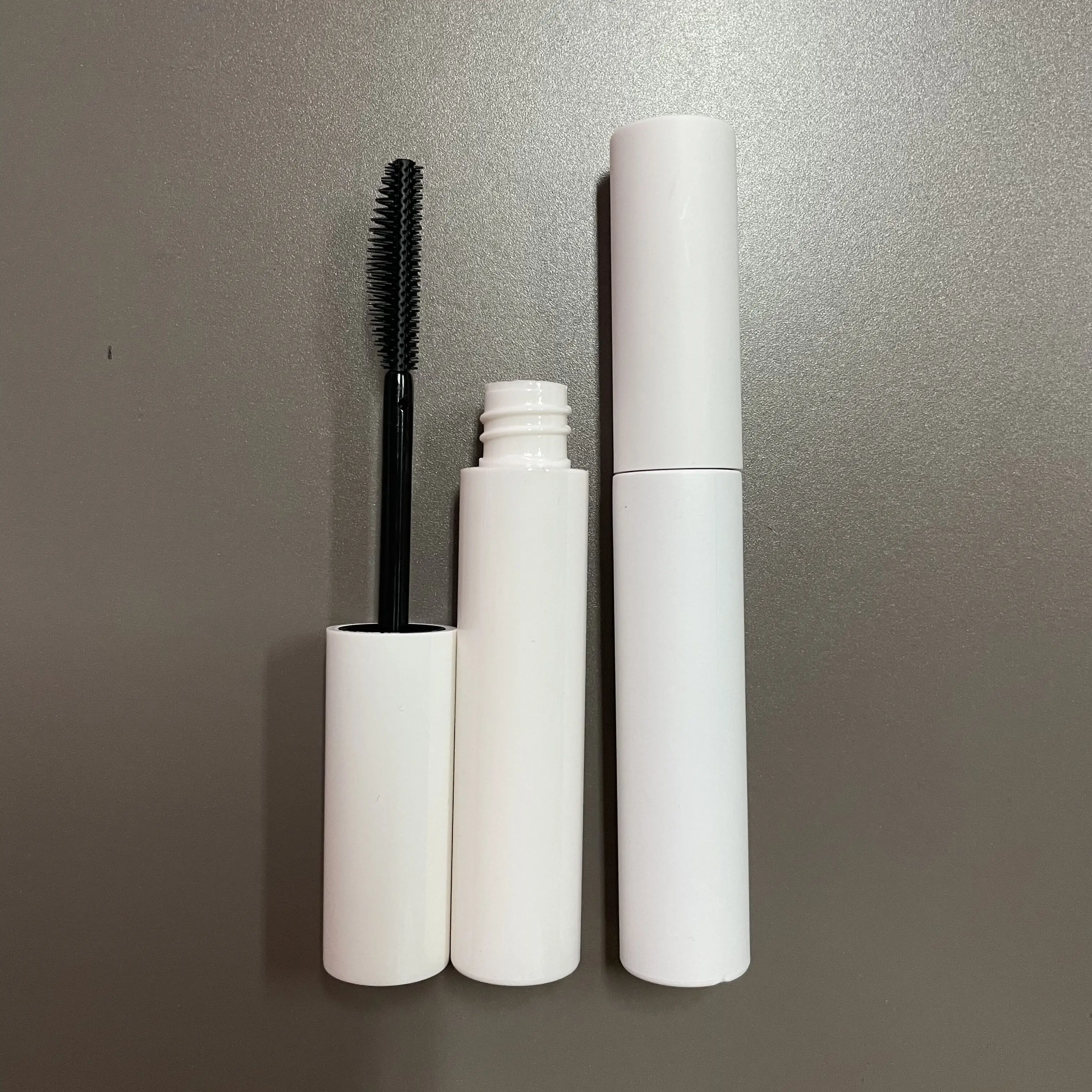 

New wholesale white tube hair sticks for women no logo hair stick wax
