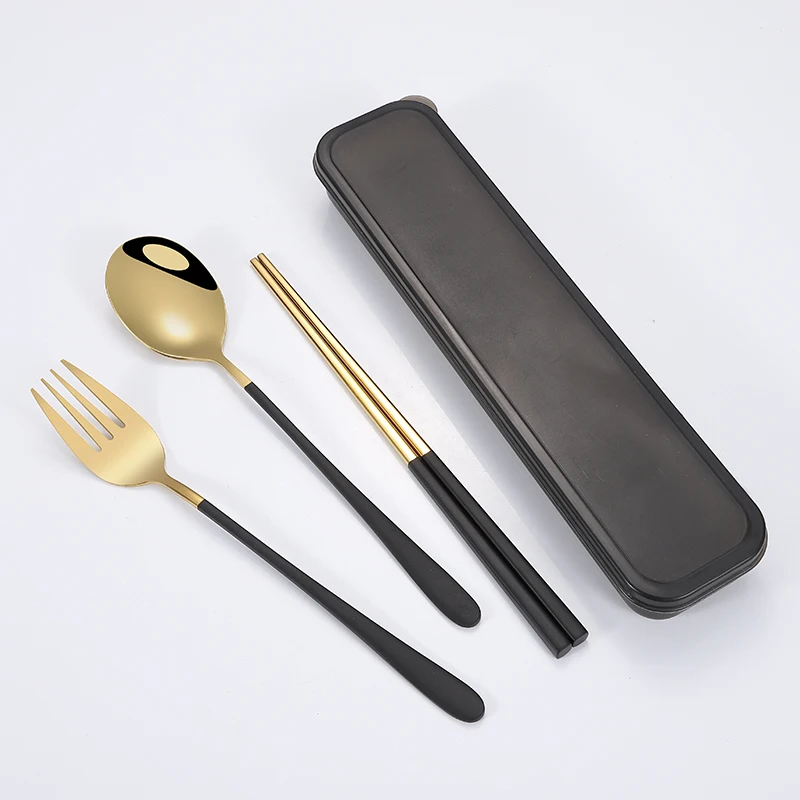 

2020 new Gold-plated travel wholesale reusable stainless steel cutlery set