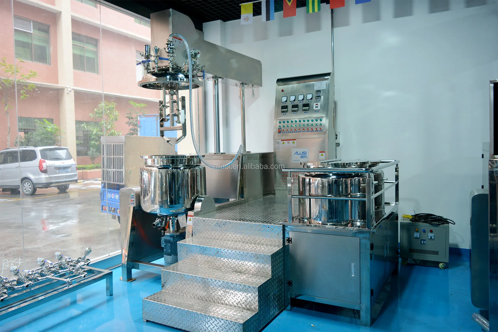 
Product Line Cosmetic Fixed Type Vacuum Homogenizer Emulsifier with CE 