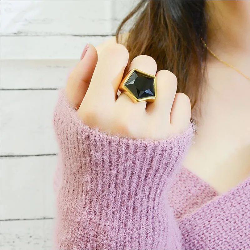 

High quality big black stone titanium stainless steel star ring