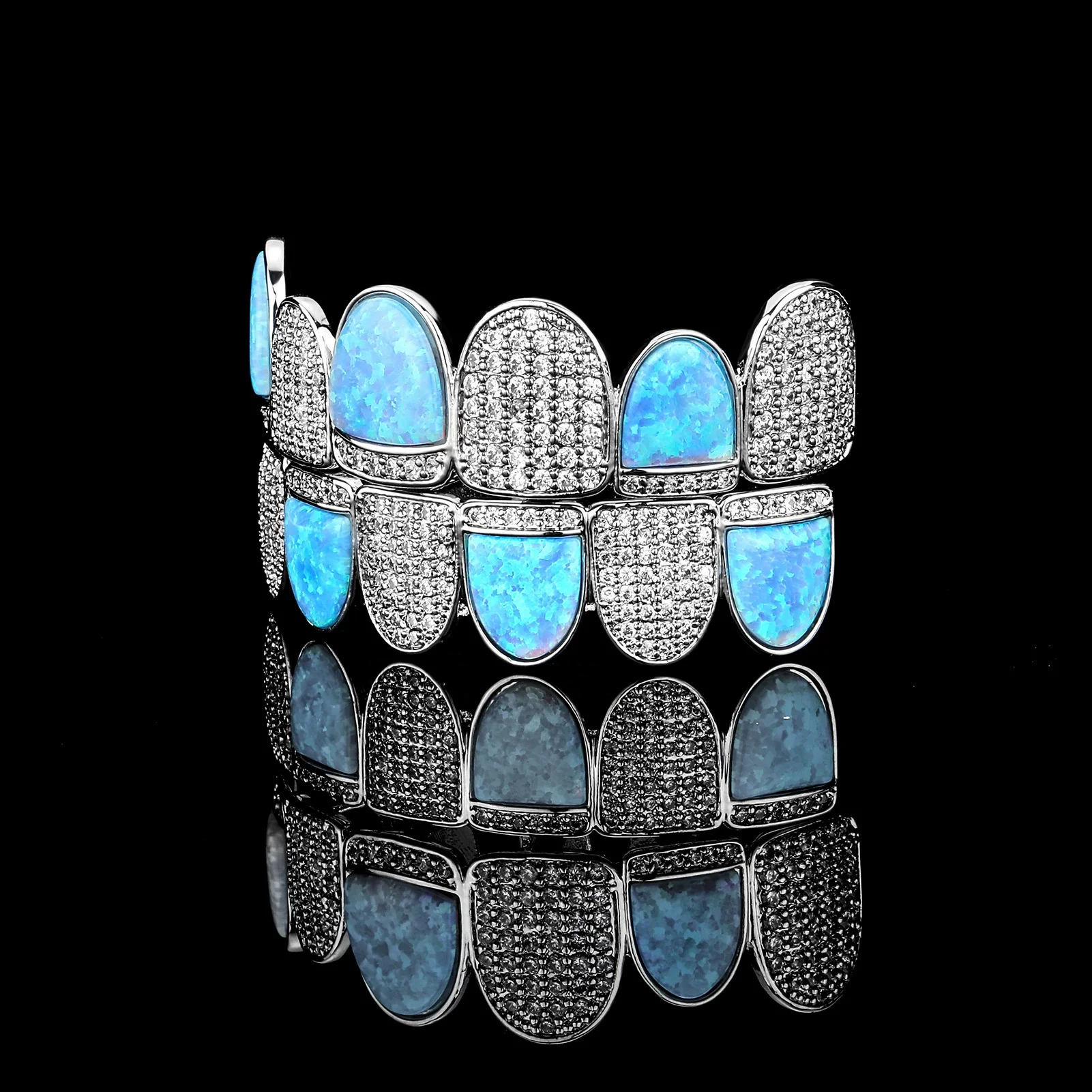 

2022 New Full Zircon Opal Gemstone Teeth Grillz Top Bottom CZ Grills Dental Hip Hop Vampire Teeth Grill Mouth Body Jewelry Party