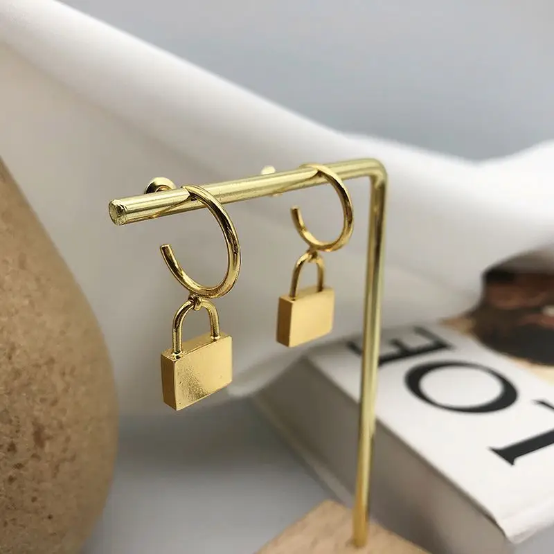 

IE1737 Lincy High Polished Personality Padlock Pendant Earrings 18K Real Gold Plating Geometric Big C Shape Earrings