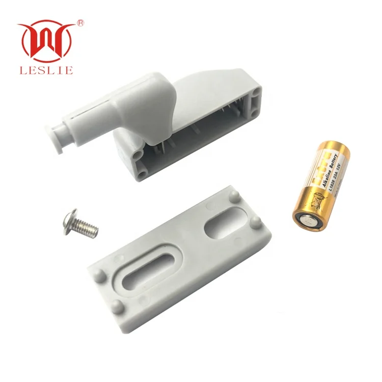 Großhandel kleiderschrank beleuchtung mit türschalter Kaufen Sie die