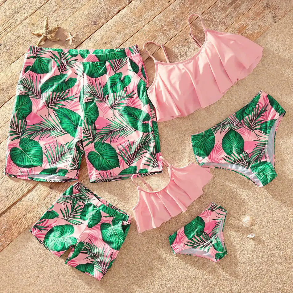 

2020 Fashion Quick Dry Family Two Pieces Swimwear Board Shorts And Tankini Top Green Leaf Print Pink Matching Swimsuits Set