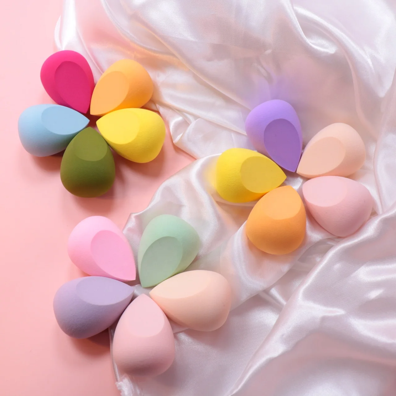 

China Supplier Soft Any Shape Anti Fungal Antimicrobial Makeup Powder Sponges Applicator, Multi colors