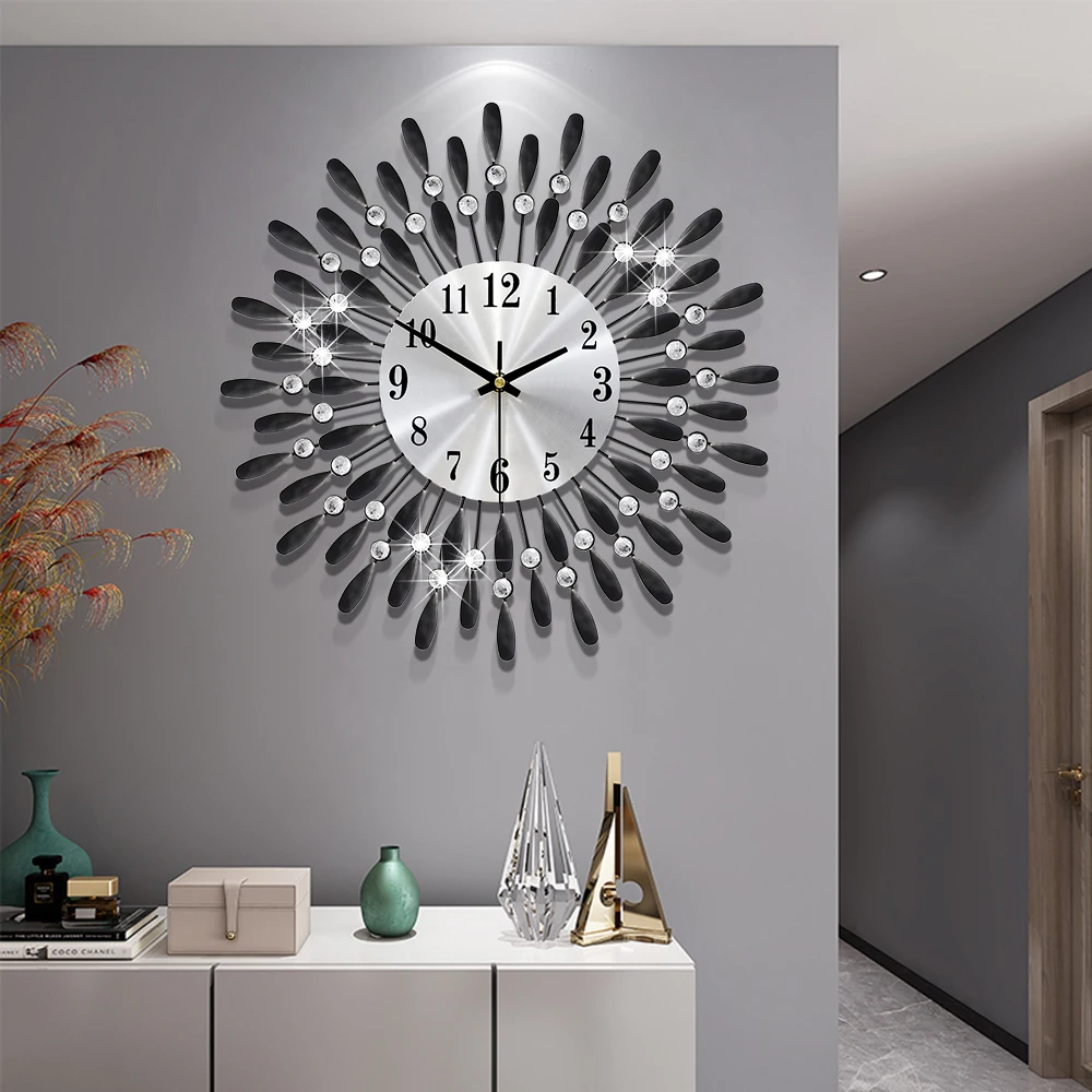 
Custom Handmade Silent Movemet Metal Home Decorative Nordic Modern Diamond Shining Iron Wall Clock For Living Room 