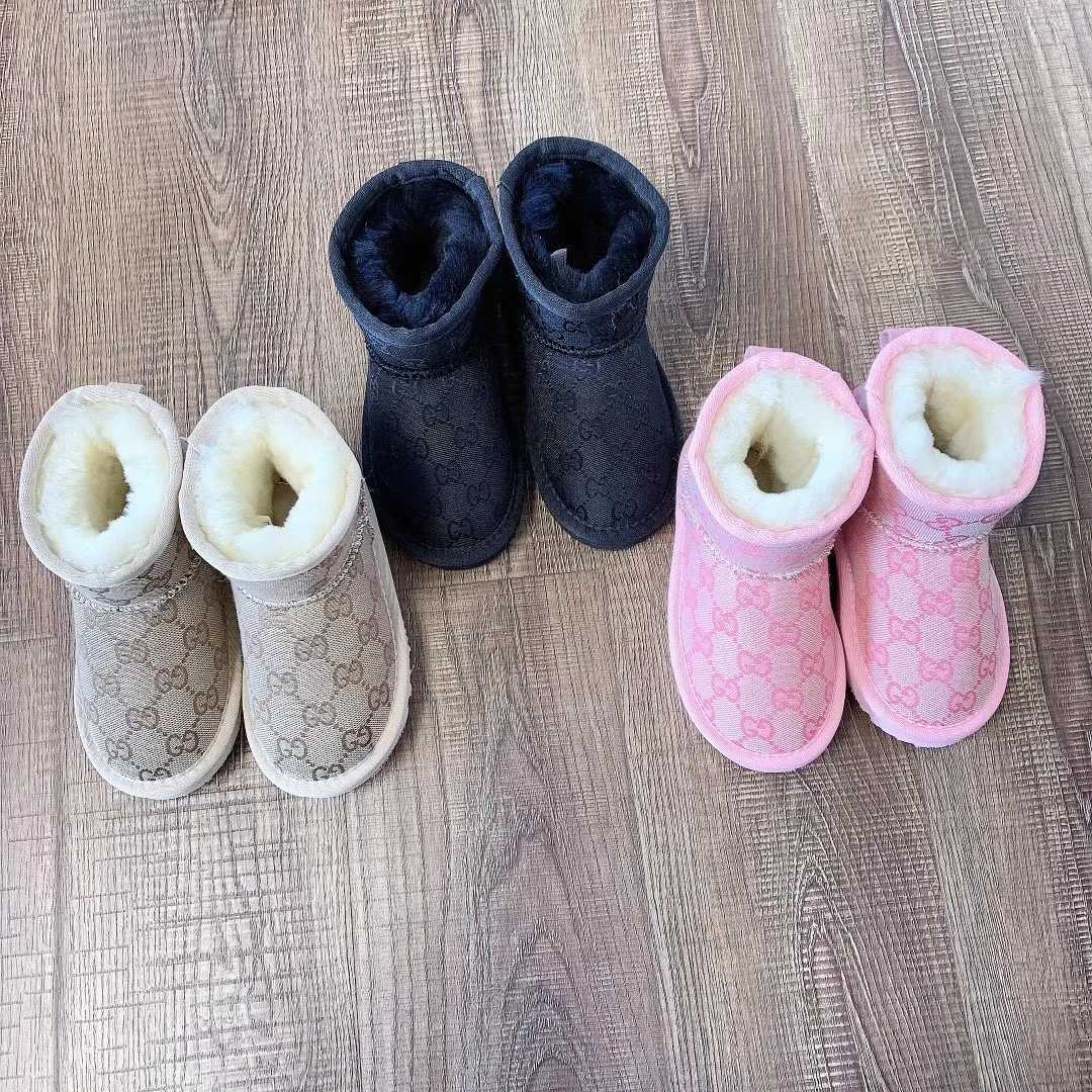 

wholesale high quality most popular warm children and girls design winter fashion women snow boots, Customized color