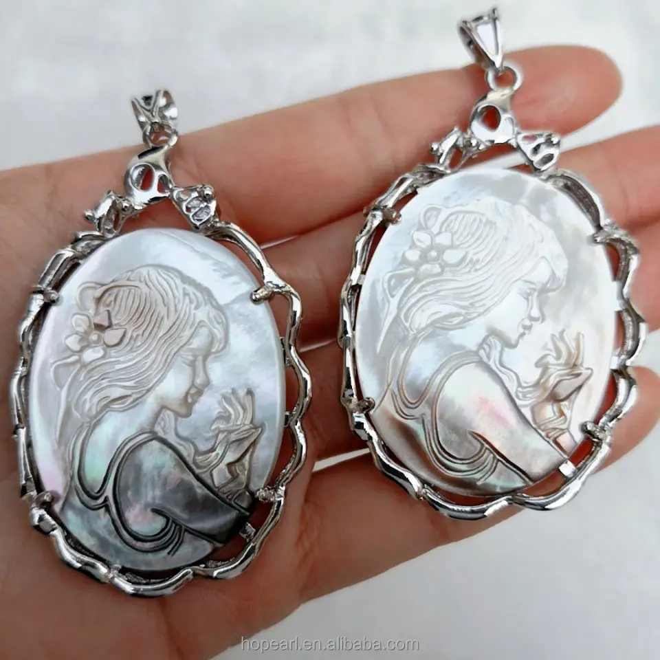 

MOP91 Natural Shell Beauty Woman Cameo Carved Shell Pendant