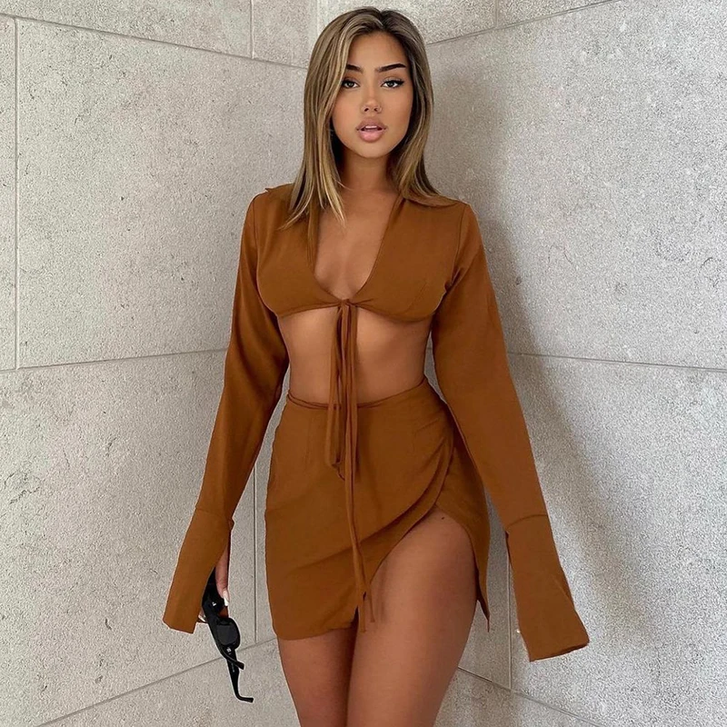 

2021 Long Flare Sleeve Sexy Crop Top Zipper Mini Skirt Full Outfit Solid Color Two Piece Set Women Casual