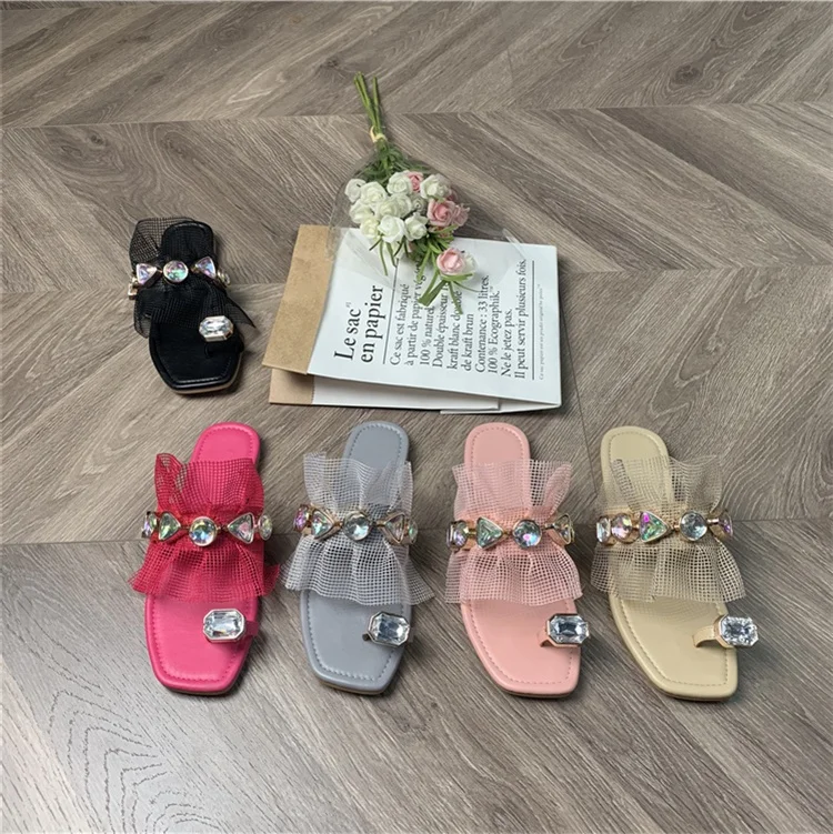 

Fashion Shoes PVC Flat Ladies Sandals Wholesale Beach Slide Diamond Slippers For Women, Customized color