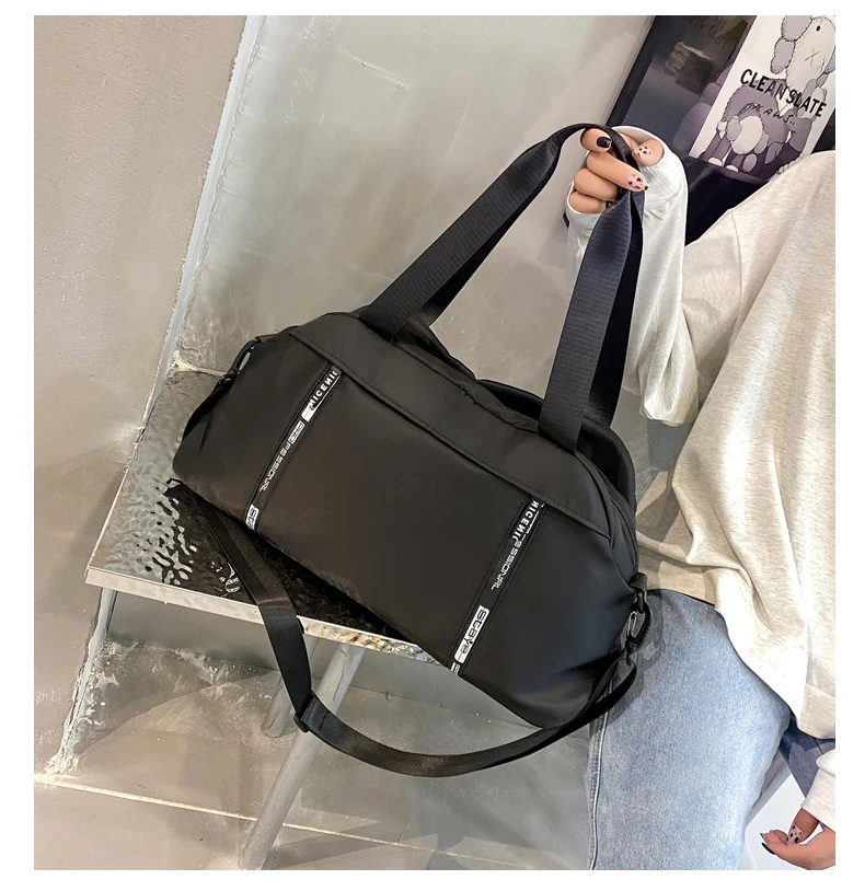 

China hot selling outside spend the night duffle bag fashion outdoor travel bag for men women luggage bag