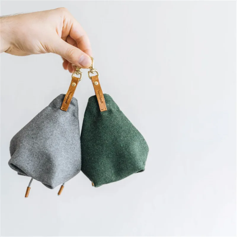 

2020 China Supplier Cheap Price Portable Outdoor Dog Pet Training Treat Bag Custom Pet Food Snack Storage Holder Bag Pouch, Green grey or customized