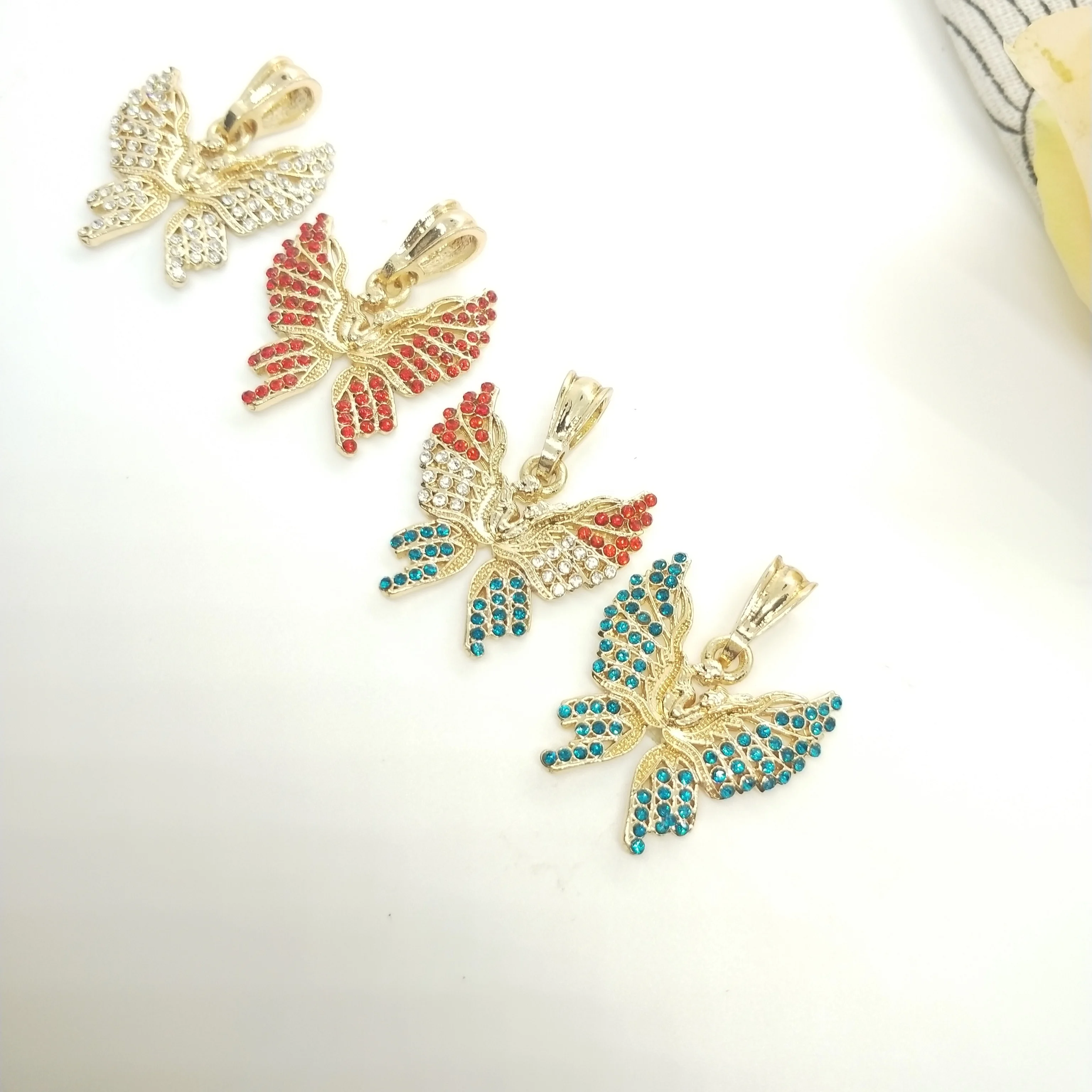 

New Arrival High Quality Wholesale Charm women Jewelry Zircon Butterfly Pendant, 18k golden