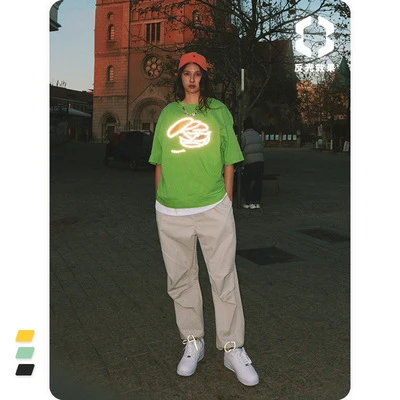 

Spring / summer 2021 new reflective hamburger print fun reflective loose men's short sleeve T-shirt for men, As picture
